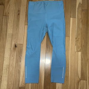 Lululemon capri leggings !